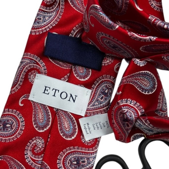 ETON Red Paisley Silk LUXURY Tie ENGLAND - Picture 3 of 4